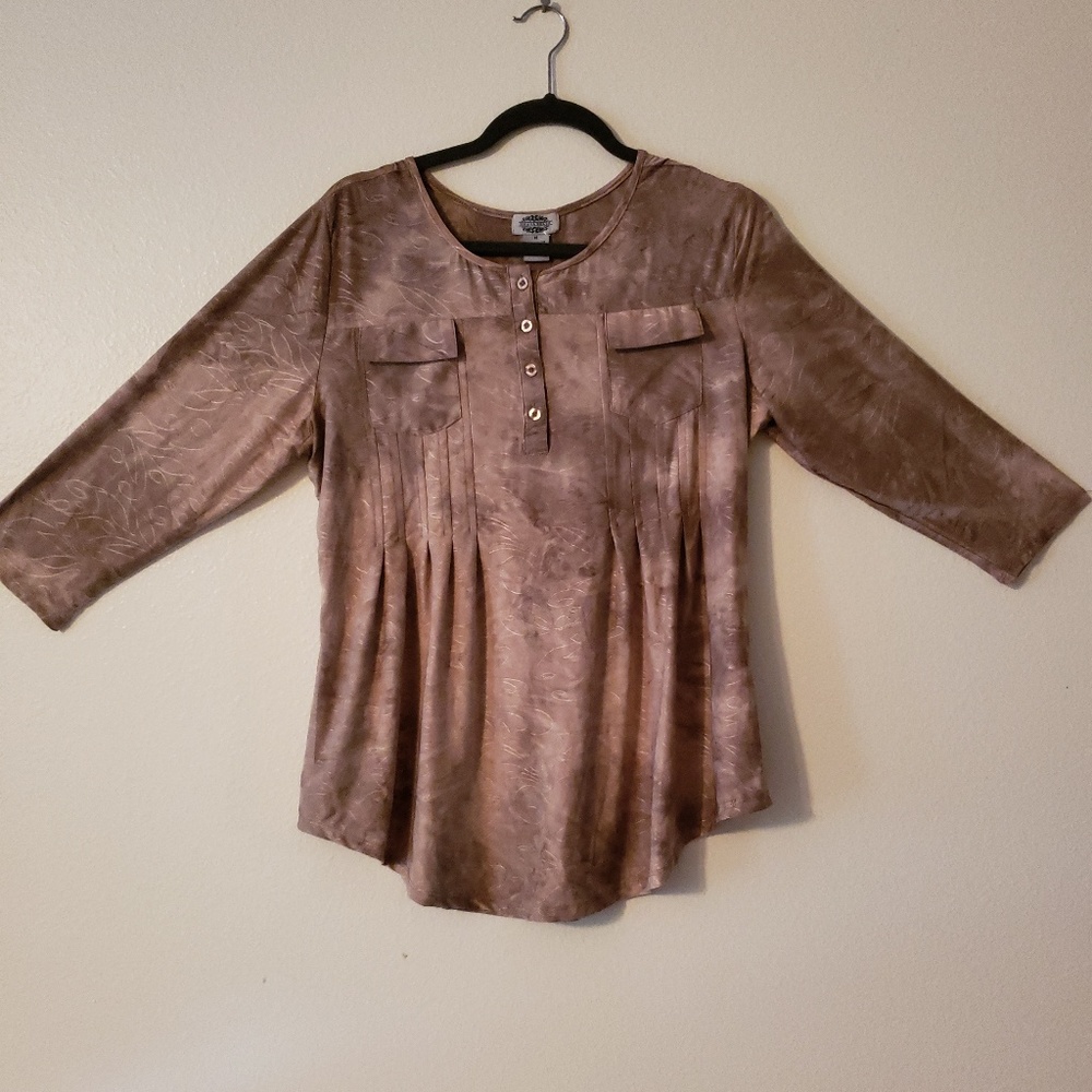 Cute comfortable blouse